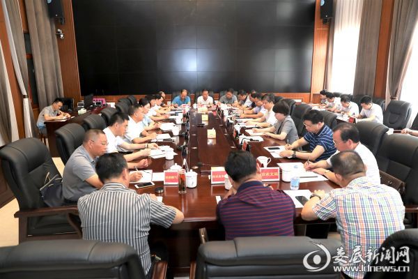 李荐国:干群齐努力战高温保供应防事故 御匾会棋牌官网