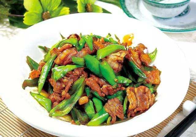 木耳肉丝的家常做法不辣 3749ee78ef384f7394471a070a5fd38f.jpeg