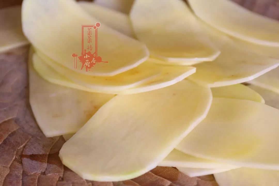 火腿肠怎么切薄片 3d2230e4d0034b0ba5514def146469b2.jpeg