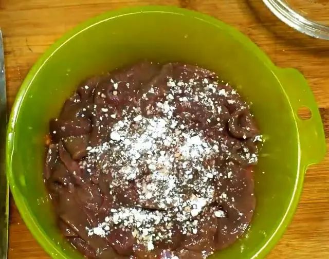 火锅底料能做水煮肉吗 47188d25c6ac417e9150bedab0a390ca.jpeg