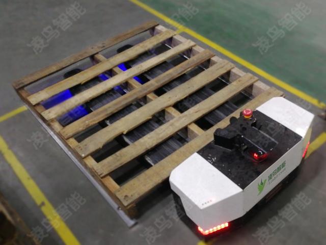 AGV搬运机器人