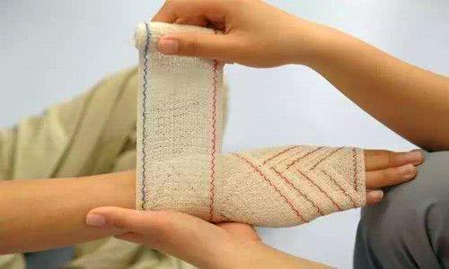 如何包扎手指伤口 5a4fbea13cb045f38546577cc8d16ba0.jpeg