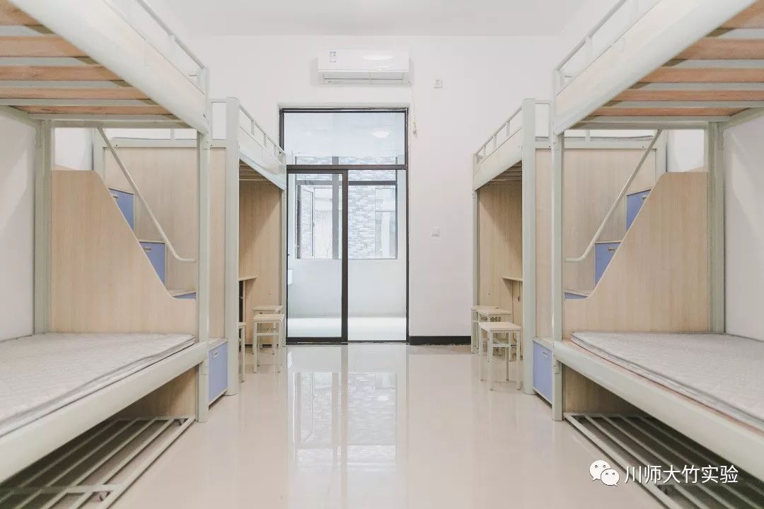8180 3336 招生咨询地址: 大竹县 ●北城新区●体育馆旁 四川师范大学