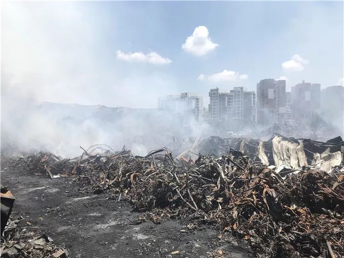 扎心小板桥物资交易市场火灾前后对比图商户损失惨重