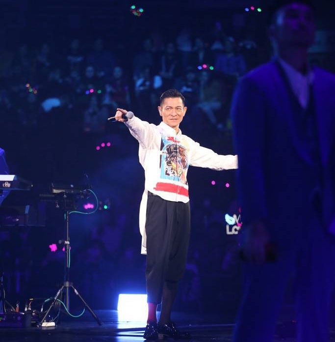 刘德华演唱会完整版2020 759e6c5e3a60404282753890f07119f3.jpeg