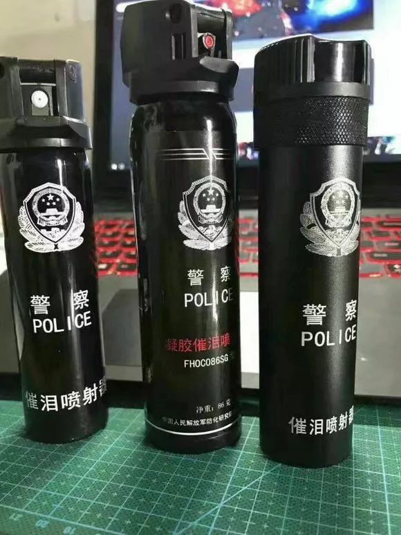 "被交警辣椒水一喷,我服了!