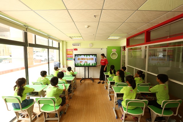 什么叫教育集团托管的学校 a44fc49d6512474c8dcb8ebbffdfd81b.jpeg