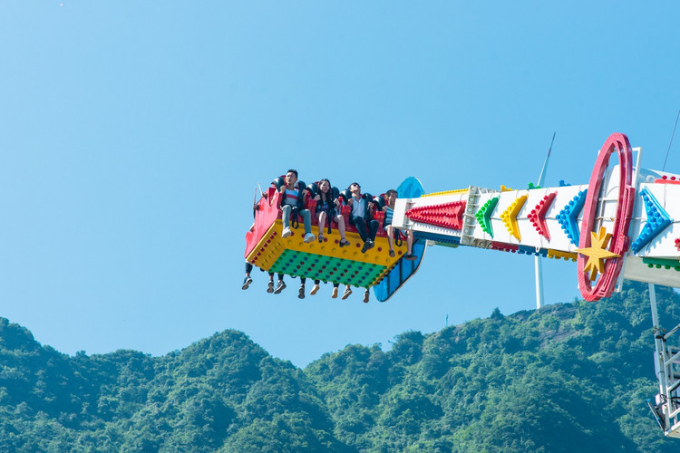 用尖叫纵情这个夏天,重庆奥陶纪梦幻2日游