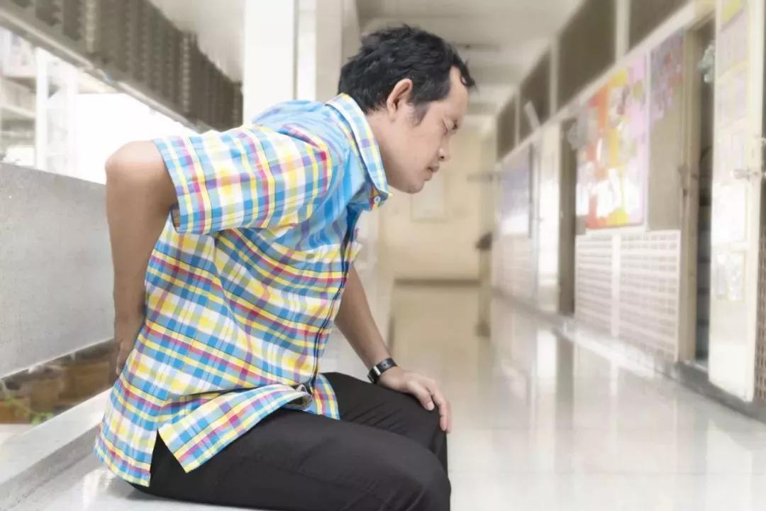                     肾亏的男人，身上可能会有这4个特征，自查一下！