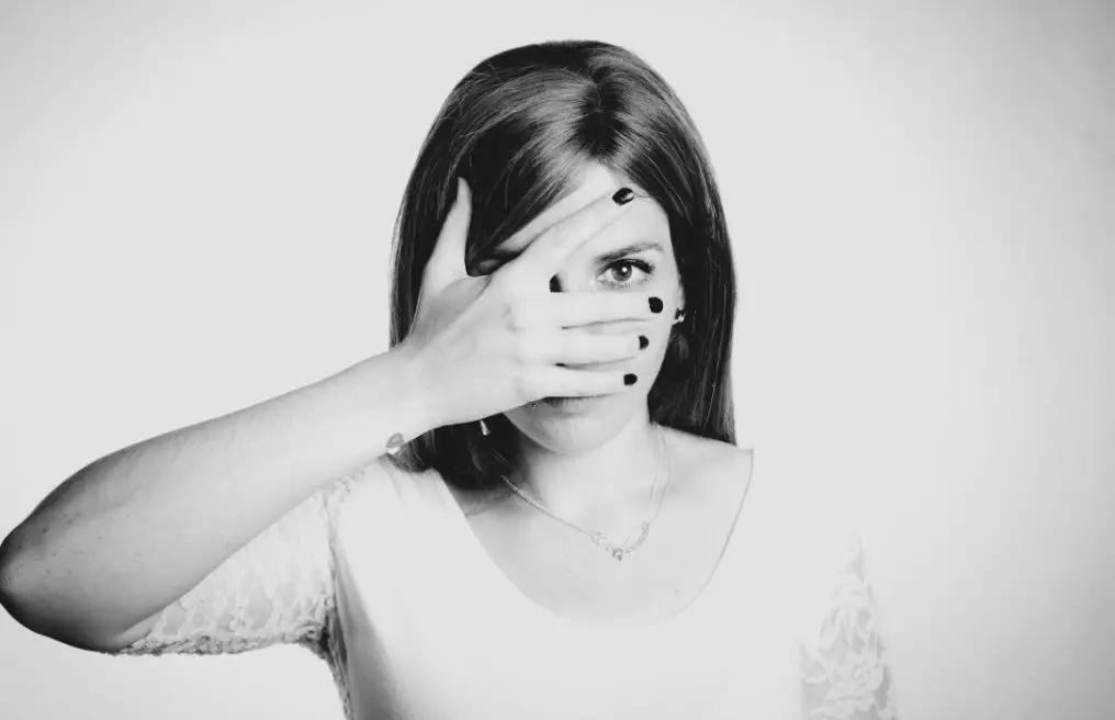 怎么晒太阳对眼睛好 e4d4c063a0334974a68723faf7f79e11.jpeg