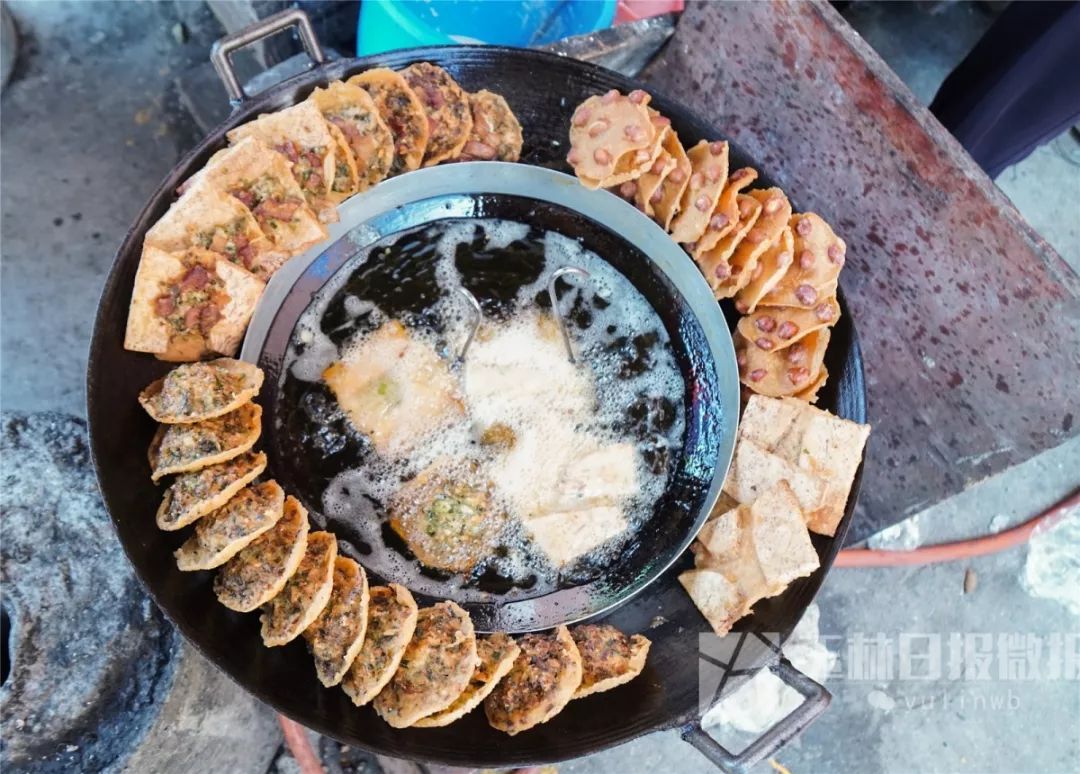 【吃在玉林】金黄酥脆炸饼,容县人回忆里的经典美食