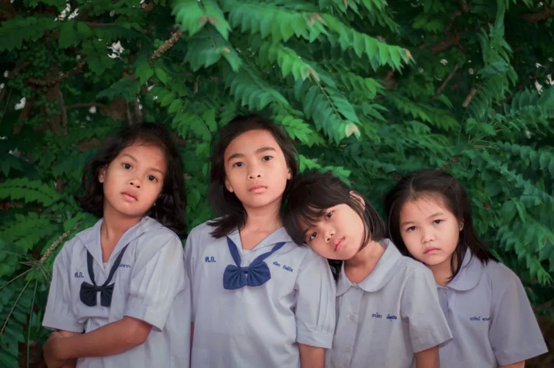 低成本也能模仿blackpink这四个泰国女孩什么来头