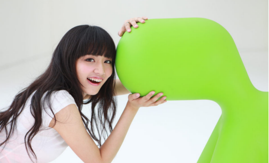 快乐每一天抖音女的 086ce59762bf4d2f9de3a29341f8ebd4.png