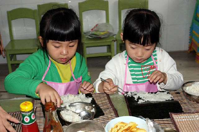                     宝妈经验：娃每天在这“时间点”排便，说明脾胃好，中了偷着乐吧