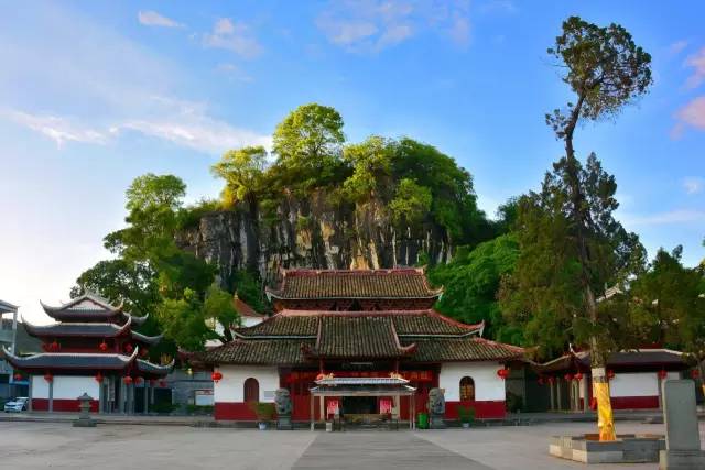 《狮岩胜景》郑冠松摄