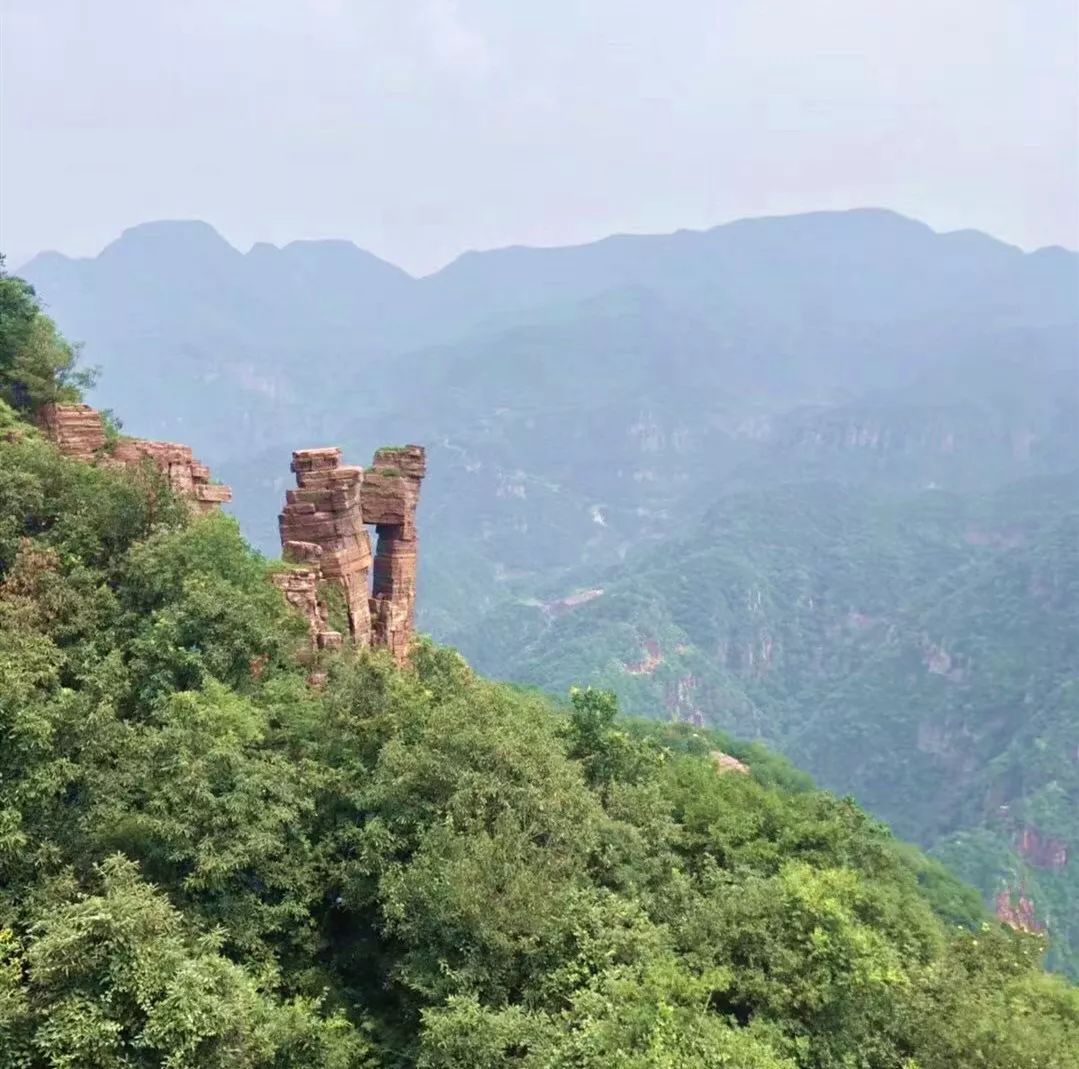 黛眉山景区