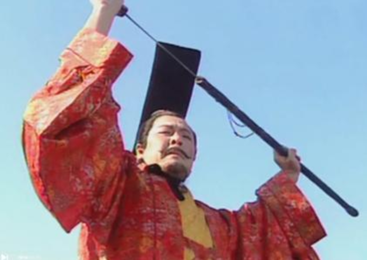 刘备关羽张飞大战吕布三国演义里最激烈的一场虚拟战役