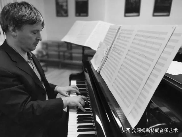 安德鲁主题排箫曲谱_安德鲁·加菲尔德