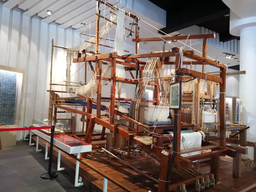 暑期实践|【三下乡·成果展】“丝”念缝补岁月，重焕文物新颜--武汉大学iGEM团队赴中国丝绸博物馆实践纪实