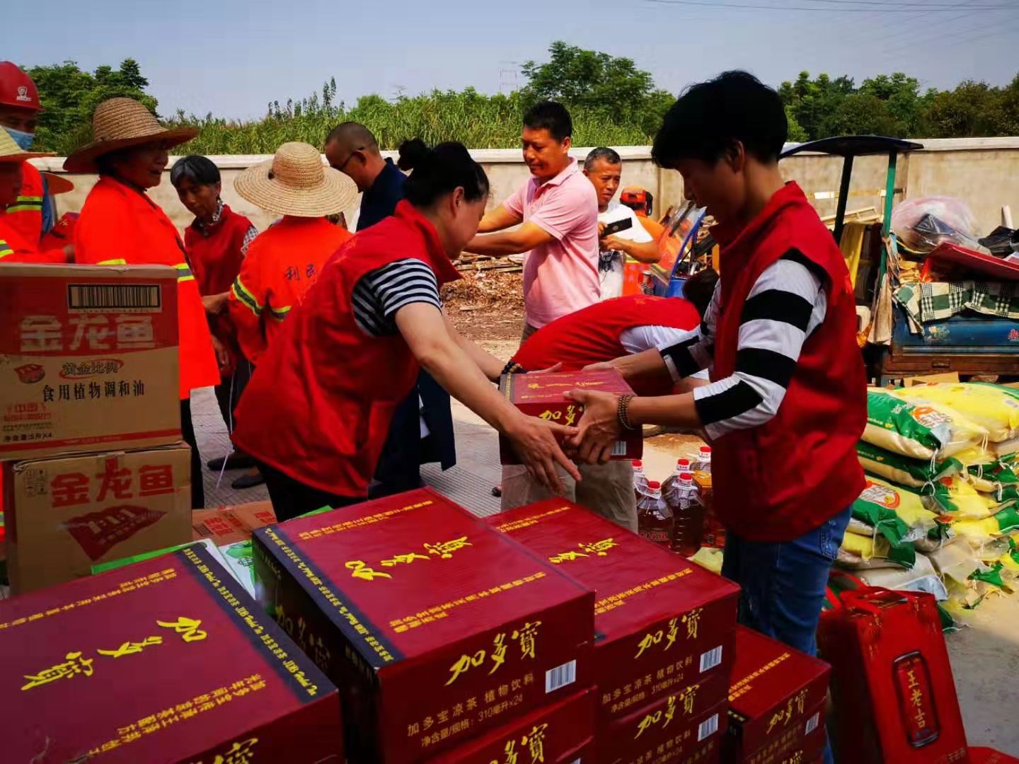 对龙盘寺慈善互助会一以贯之的爱心举动,孝顺镇利民清洁服务有限公司