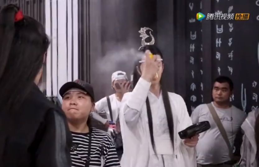 防晒有多重要看王一博肖战的手就知道了