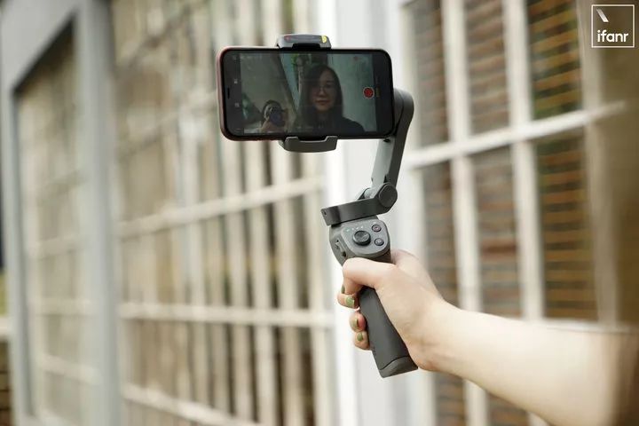 �� Osmo Mobile 3 ����:���۵�����Я,699 Ԫֵ��ֵ?