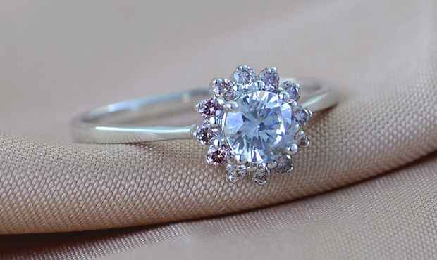 求婚戒指买一个还是2个 c15a22e419374ab2a34b0e0e61e27879.jpeg