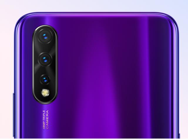 vivo手机价格评估 d36fc8dce37346a69487eb476cc78bdc.jpeg