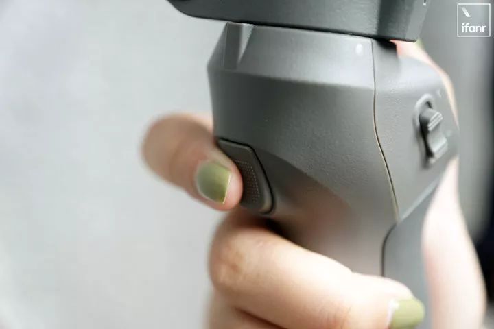 �� Osmo Mobile 3 ����:���۵�����Я,699 Ԫֵ��ֵ?