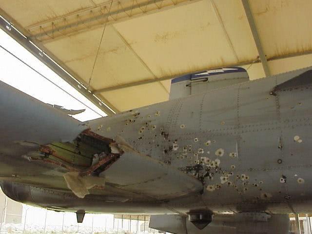 a10 warthog half wing