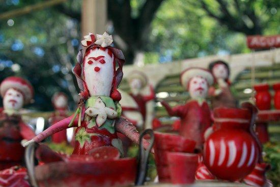 世界特色节日，连墨西哥的萝卜都榜上有名?_雕刻
