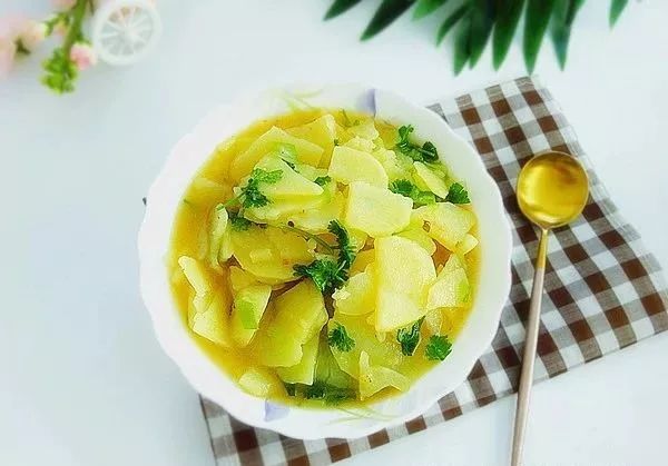 蒜香土豆片—舌尖上的美味!