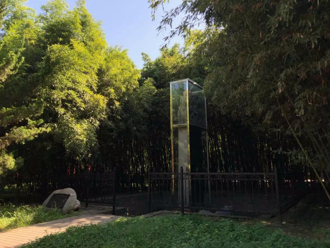 探秘宗圣宫，一定要以敬仰的姿态看一看这些冰冷的石头