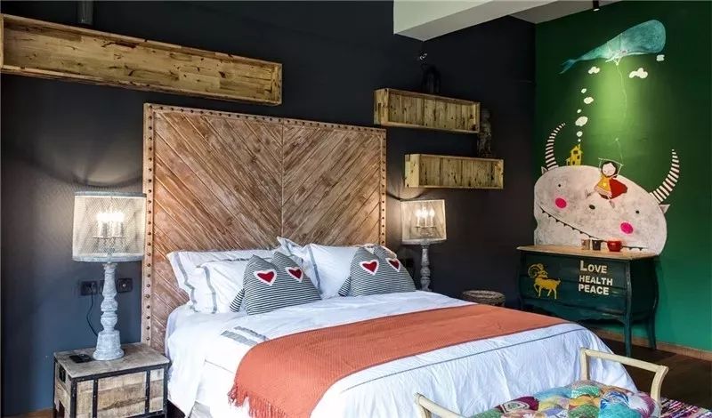 原创61个房间,61个不同主题,这家网红酒店被称为"山谷里的艺术精灵"!