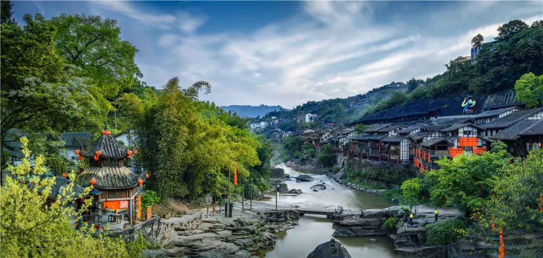 江津区中山镇GDP_江津鼎山公园
