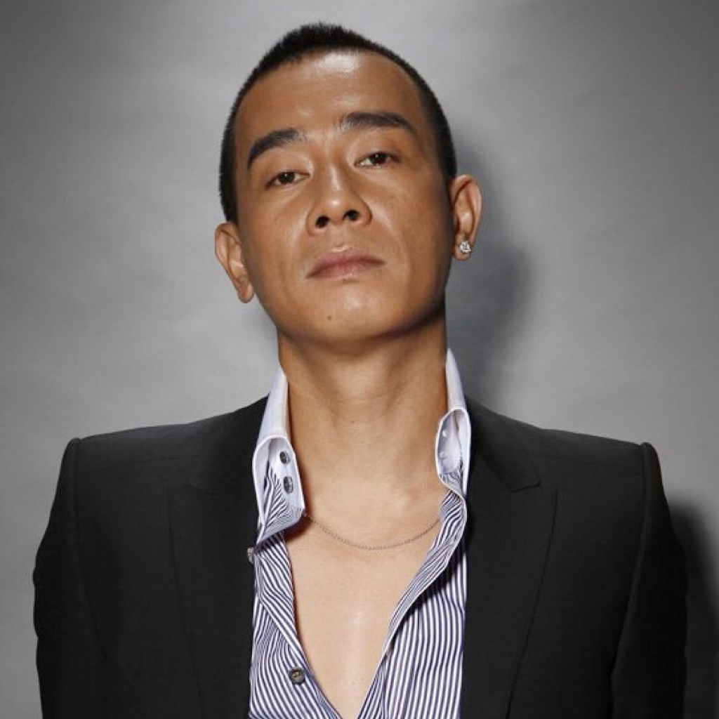 他本想退出歌坛,周杰伦随手写了首歌给他,结果火的一塌糊涂