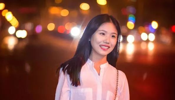 好听情歌《最深的思念给最爱的你》亲爱的,我