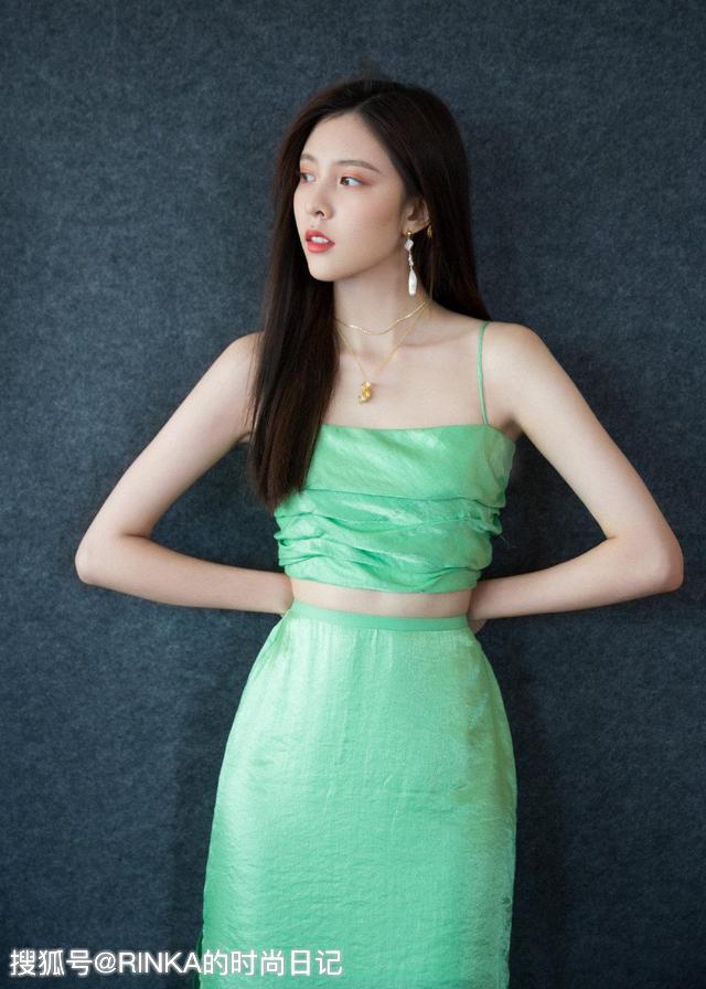 惊艳的女孩子名 88dee3d595ff429cba92eec7a7f5c9f0.jpeg