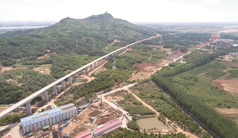 近期, 镇江扬州第二过江通道,仪禄高速公路,306省道等一批储备项目将