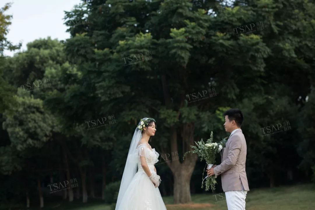 婚纱照怎么安装_婚纱照风格