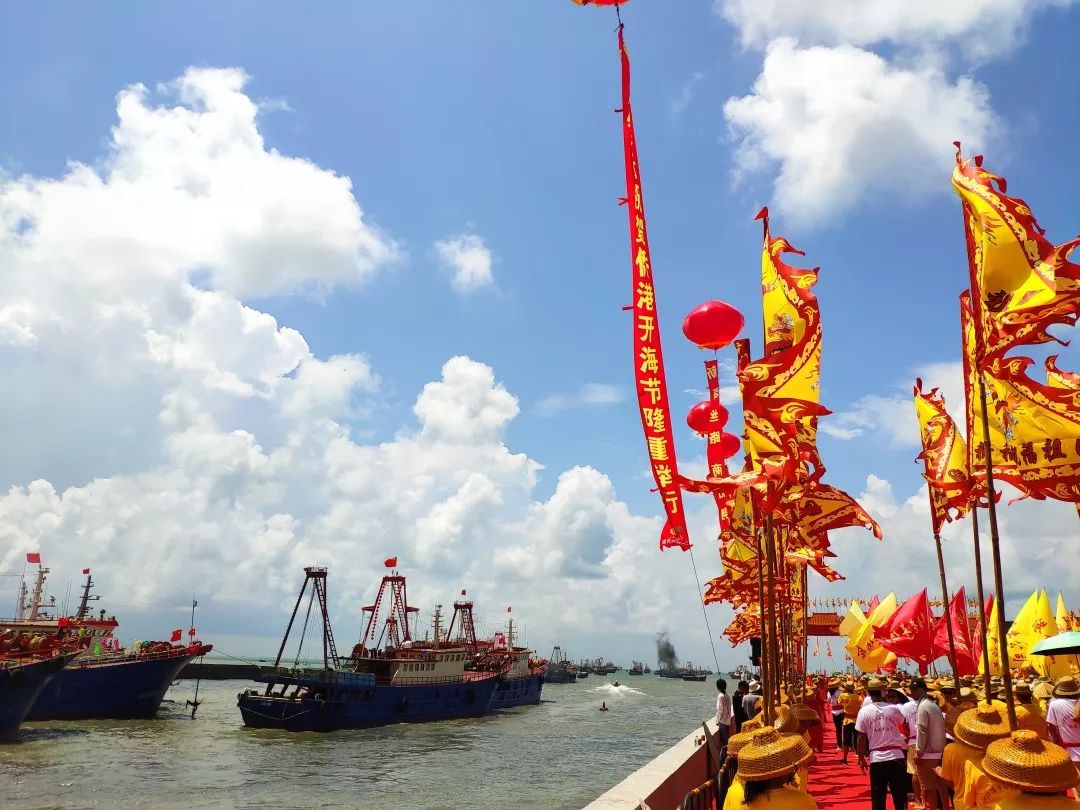 侨港开海节盛大"起航!看千帆竞发,期待鱼虾满仓_北海市