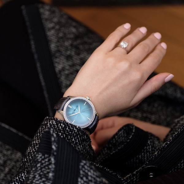 �������:��׽������ת����̬