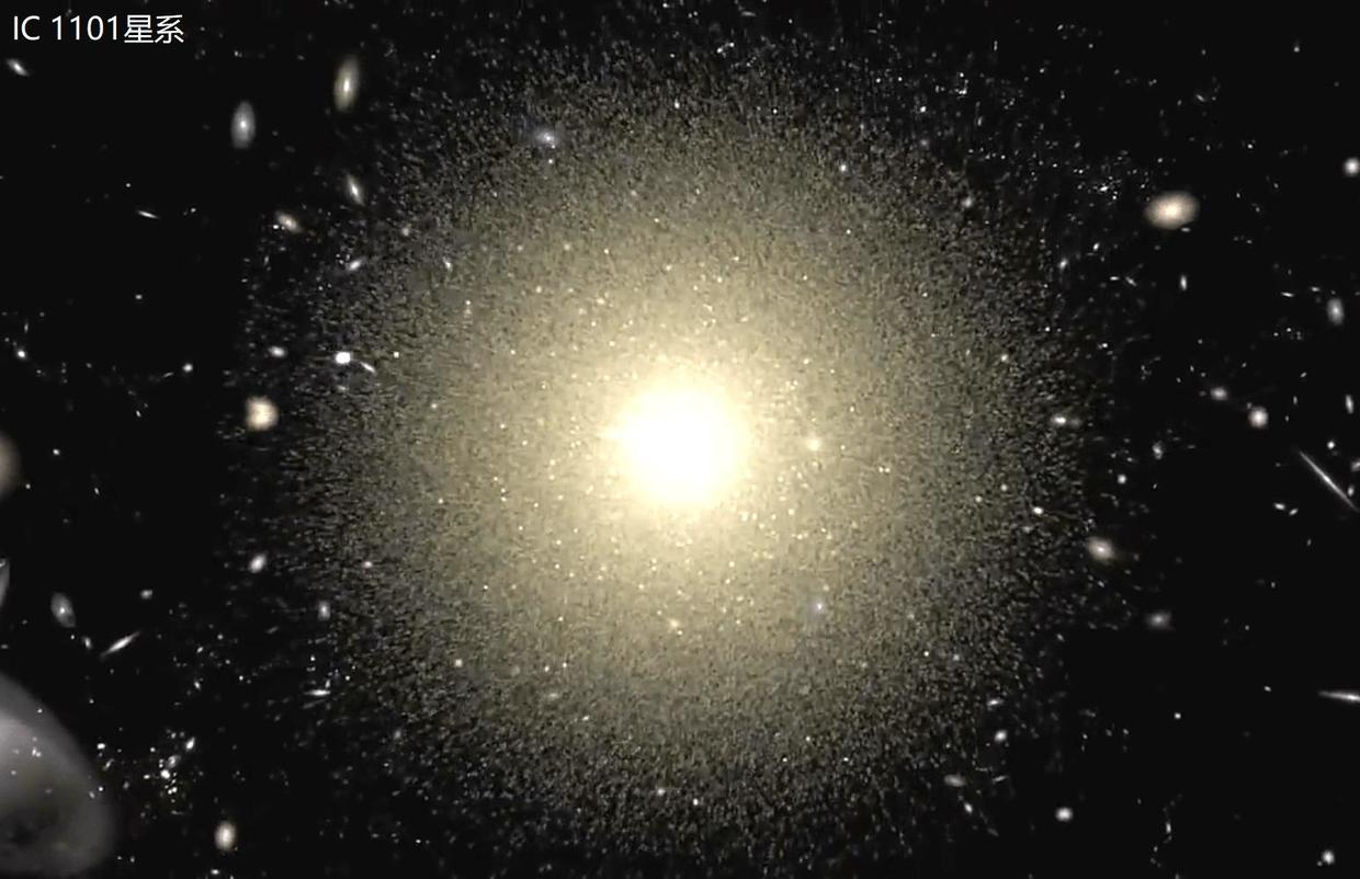 星系大多是圆盘形的吗？为什么不是球形的？