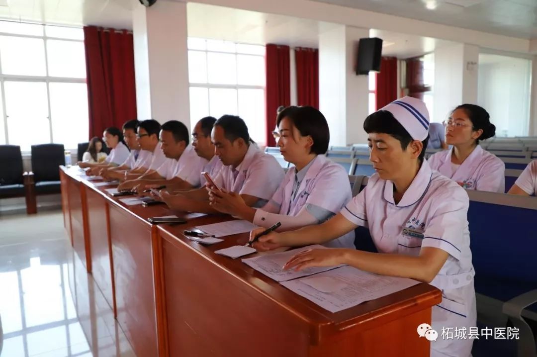 致敬中国医师节 柘城中医院医生们忙翻了!