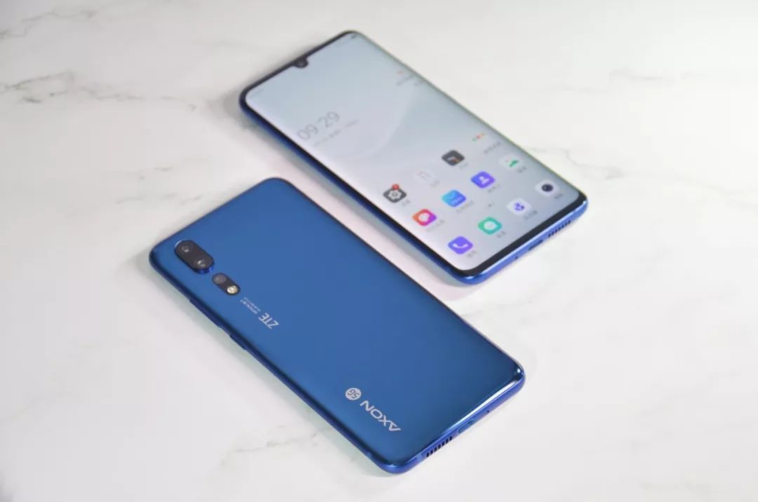 中兴天机axon 10 pro 5g版作为中国电信北京公司的首批5g手机正式开售