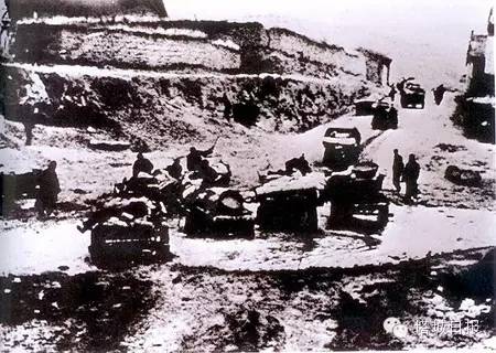 抗日战争时期日本总人口_772团一位英雄排长,在圪洞砍杀50名鬼子,被人抬回后结