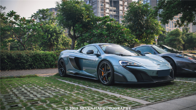 mclaren 675lt spider