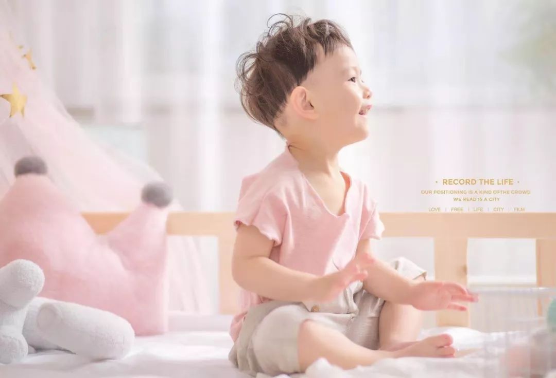 记录孩子们真实美好的感情流露