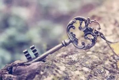 人生有三把钥匙:接受、改变、离开!