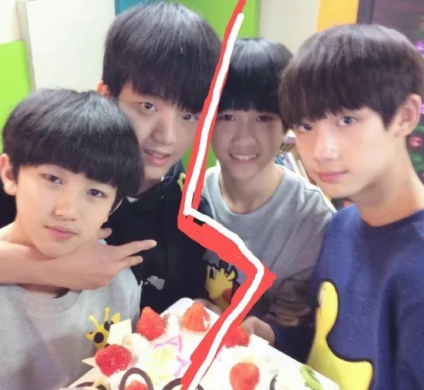 tfboys背后,是那两个男人的《重庆绝恋(上篇)_黄锐